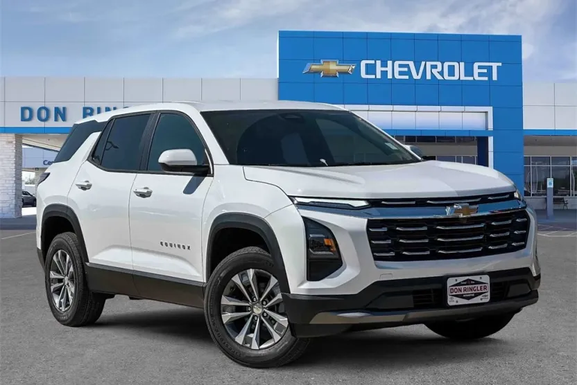 2026 Chevrolet Equinox LT photo 1