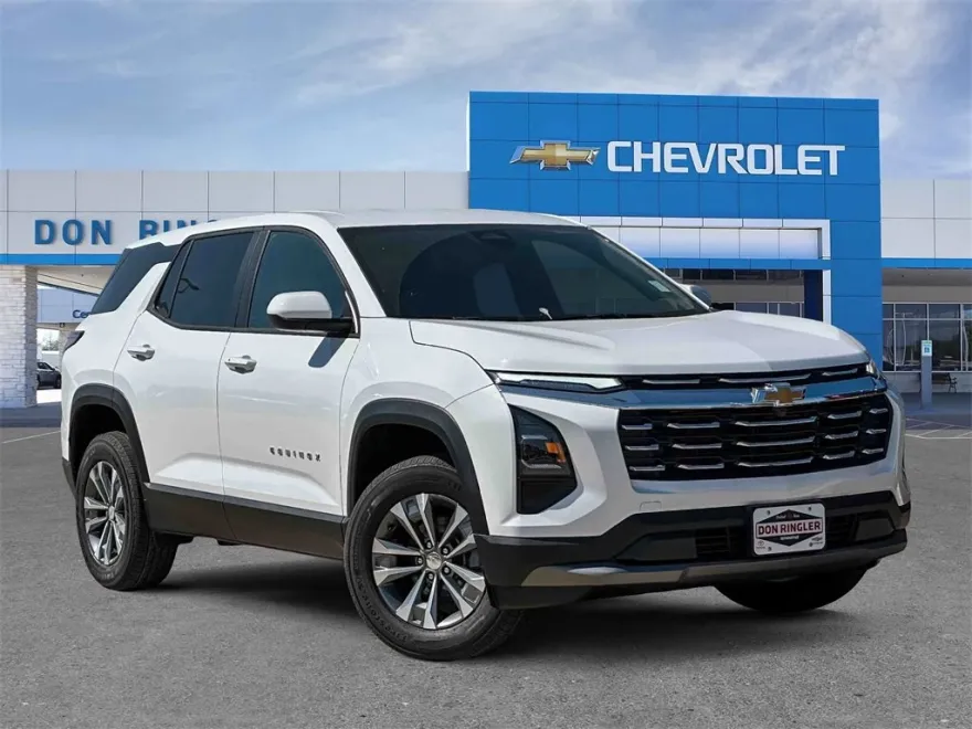 2026 Chevrolet Equinox LT photo 1