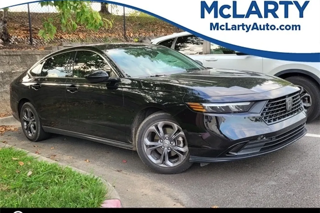 2023 Honda Accord EX photo 1