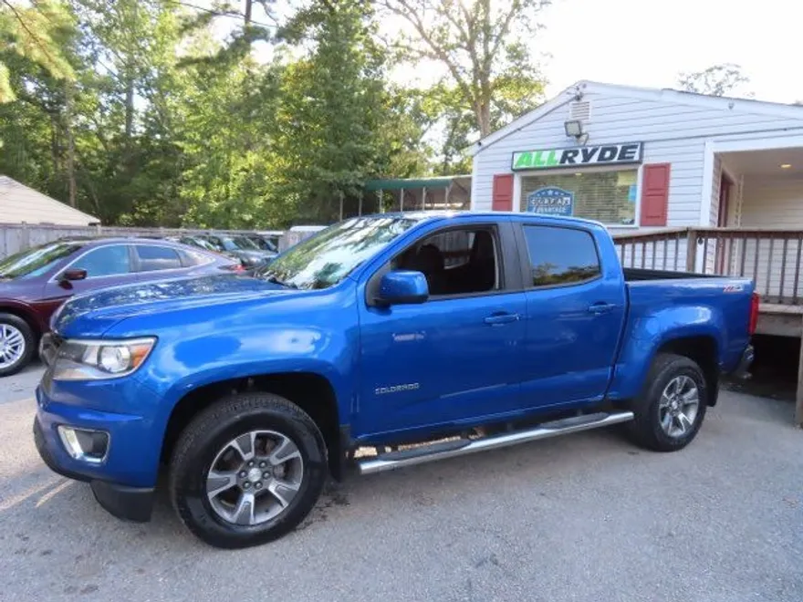 2019 Chevrolet Colorado Z71 photo 1
