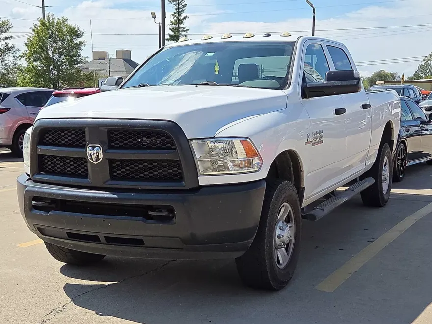 2017 Ram 2500 Tradesman photo 1