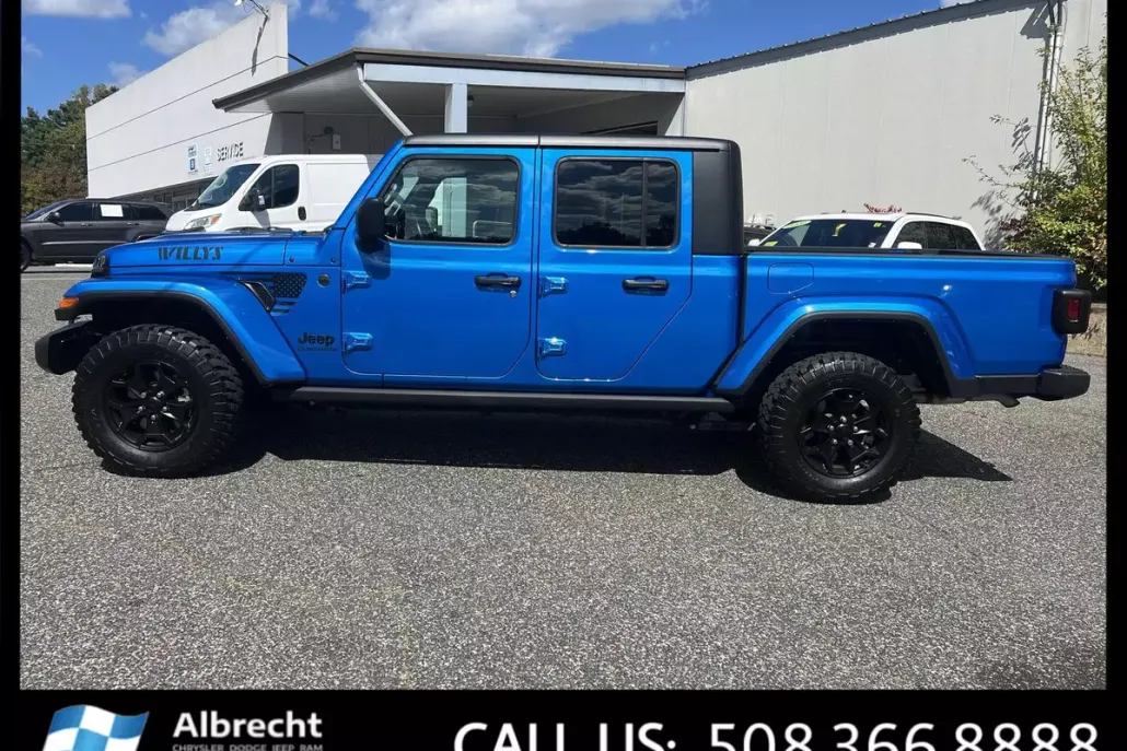 2022 Jeep Gladiator Willys photo 1