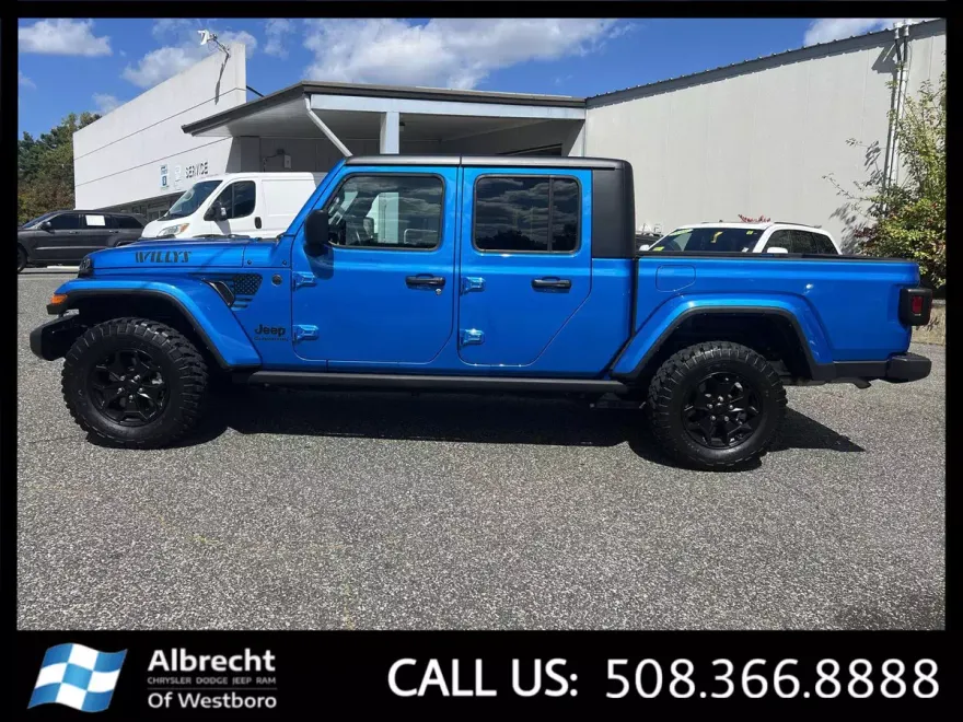 2022 Jeep Gladiator Willys photo 1