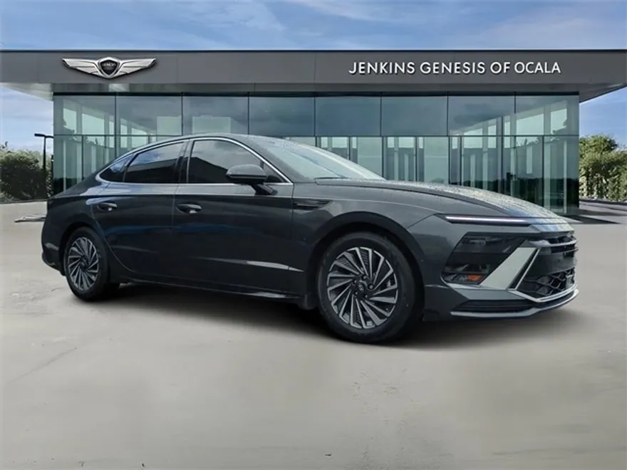 2024 Hyundai Sonata Hybrid Limited photo 1