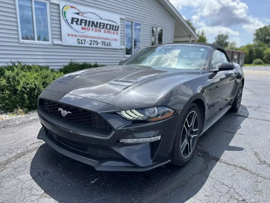 2022 Ford Mustang EcoBoost Premium photo 1