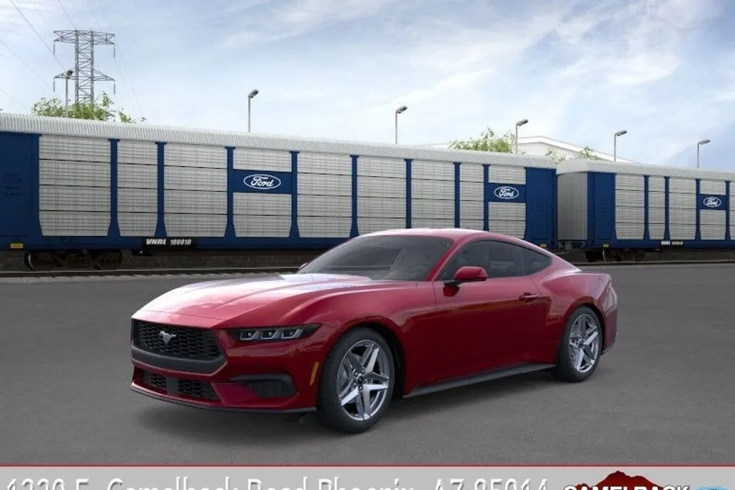 2025 Ford Mustang EcoBoost photo 1