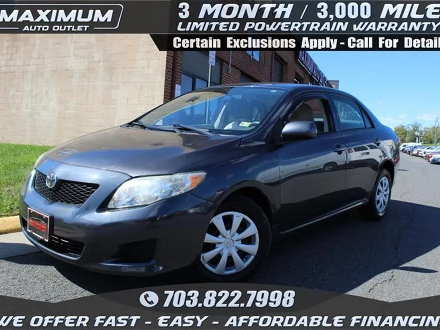 2010 Toyota Corolla LE photo 1
