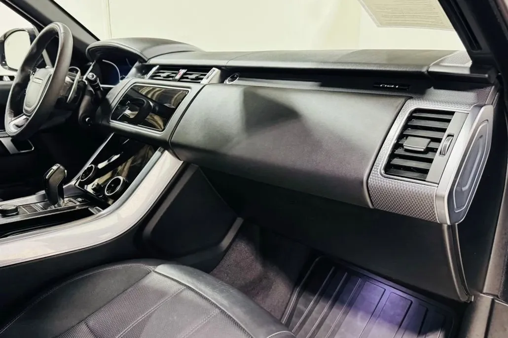 2019 Land Rover Range Rover Sport HST photo 1