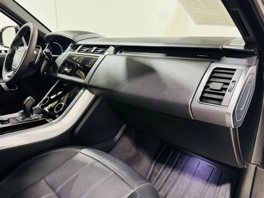 2019 Land Rover Range Rover Sport HST photo 1