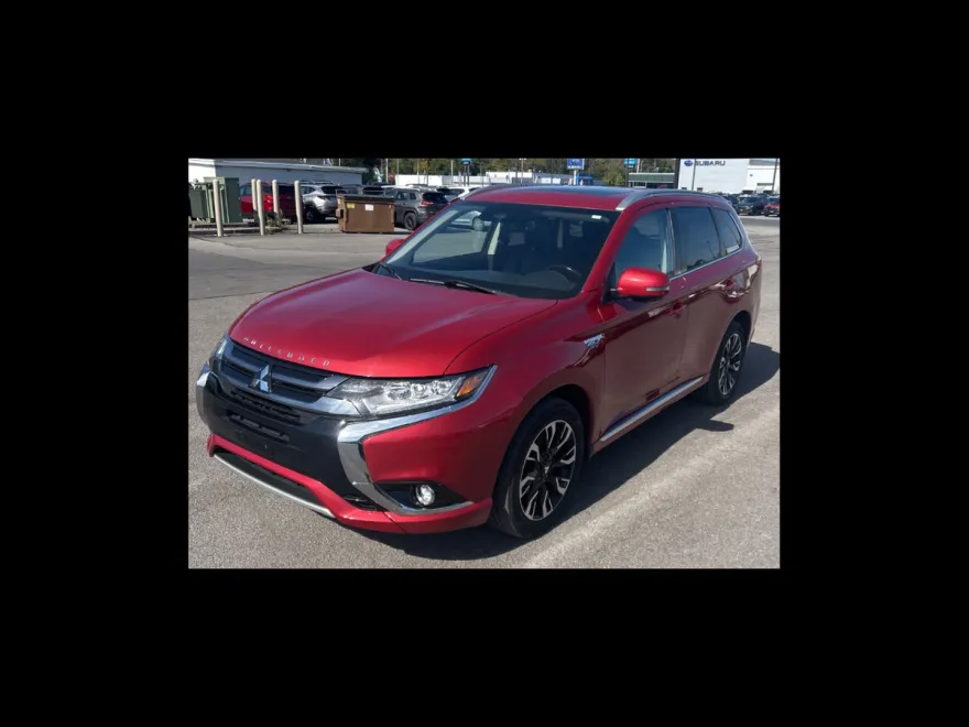2018 Mitsubishi Outlander PHEV SEL S-AWC photo 1