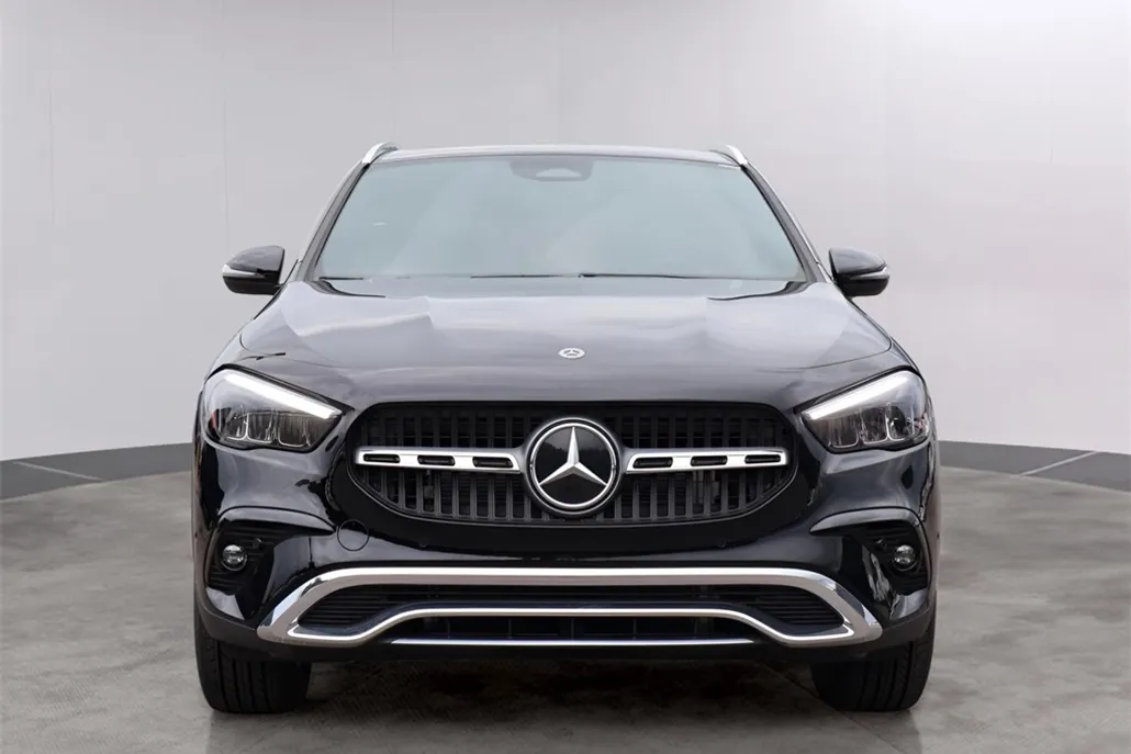 2025 Mercedes Benz GLA 250 4MATIC photo 1