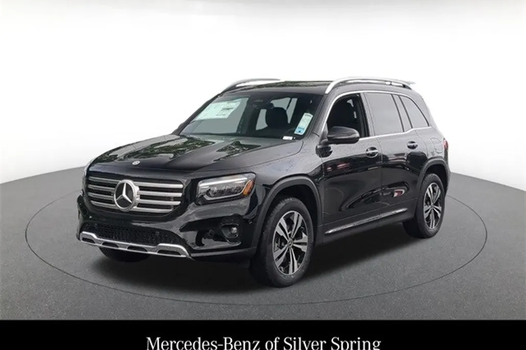 2025 Mercedes Benz GLB 250 4MATIC photo 1