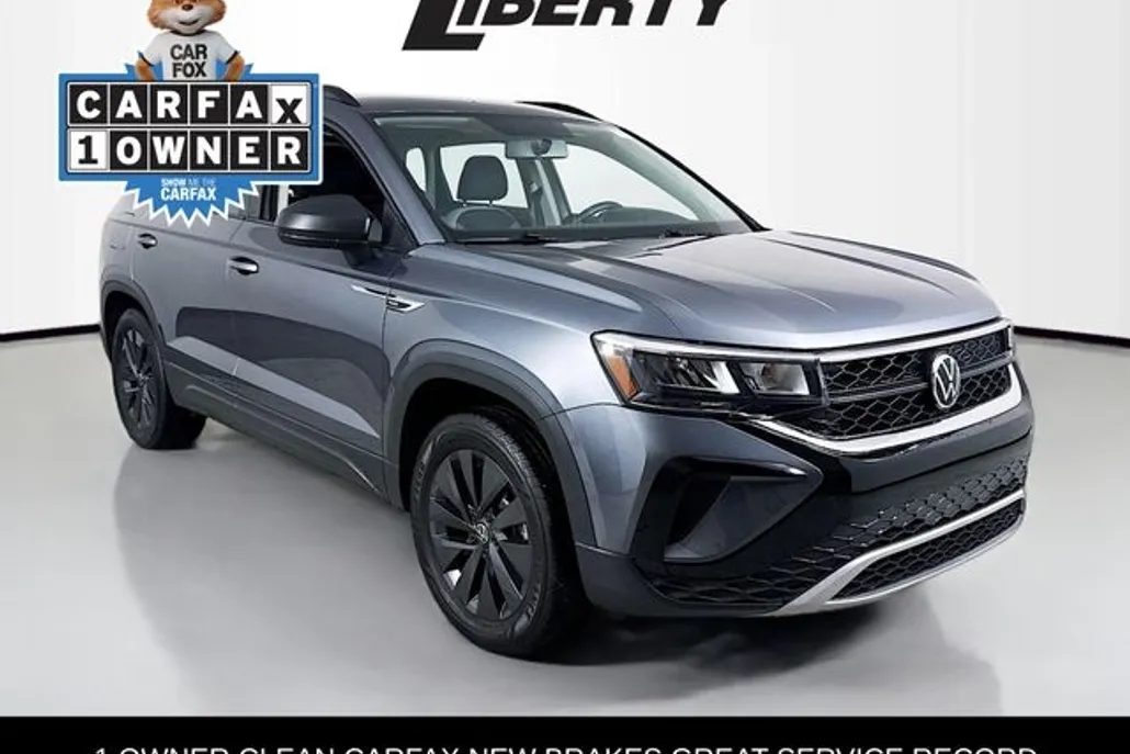 2022 Volkswagen Taos S photo 1