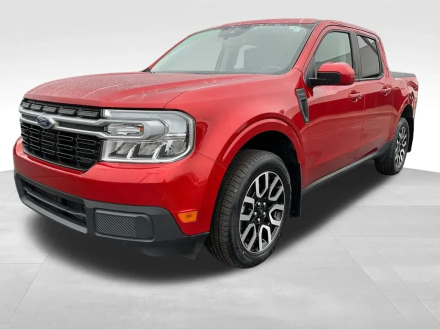2023 Ford Maverick Lariat photo 1