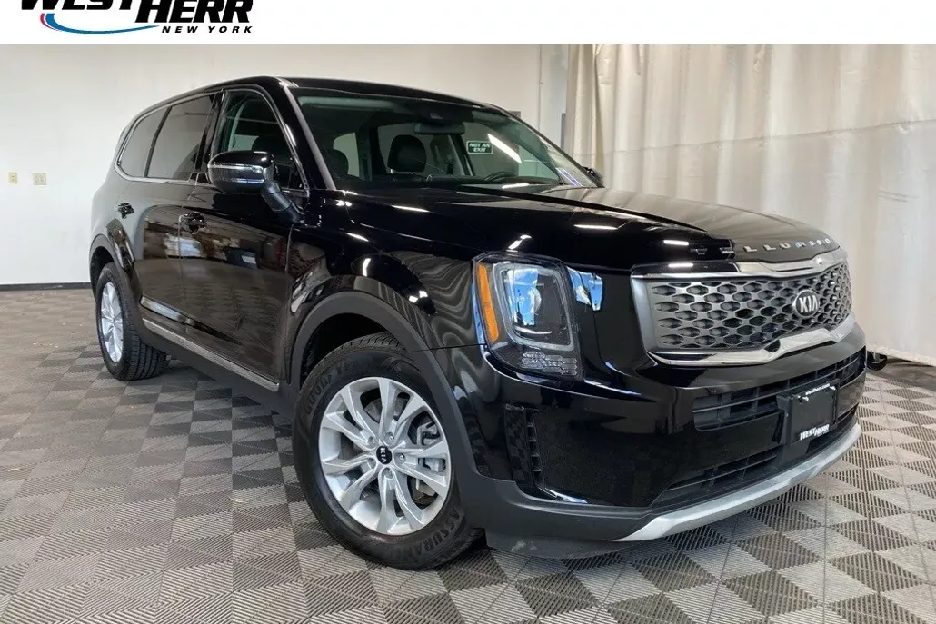 2020 Kia Telluride LX photo 1