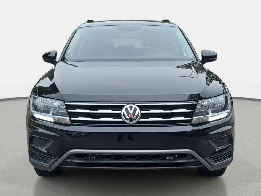 2021 Volkswagen Tiguan SE photo 1