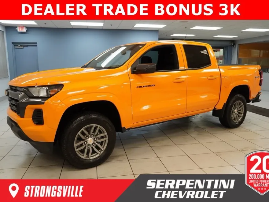 2026 Chevrolet Colorado LT photo 1