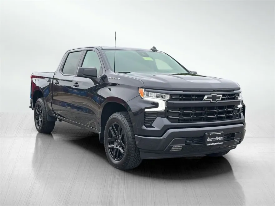 2024 Chevrolet Silverado 1500 RST photo 1