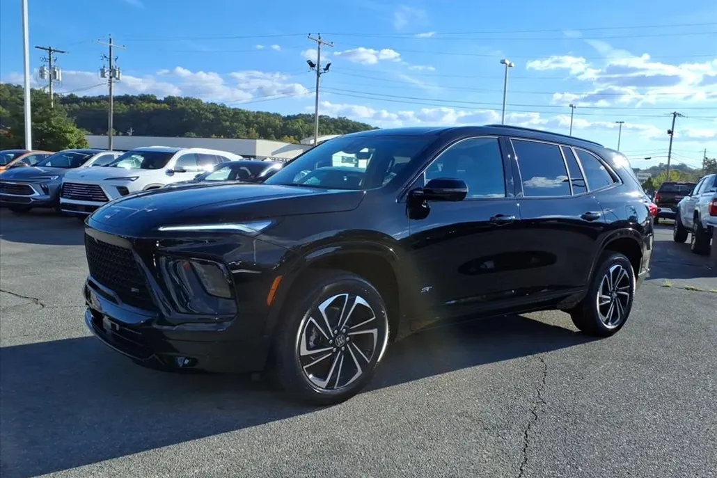 2026 Buick Enclave Sport Touring photo 1