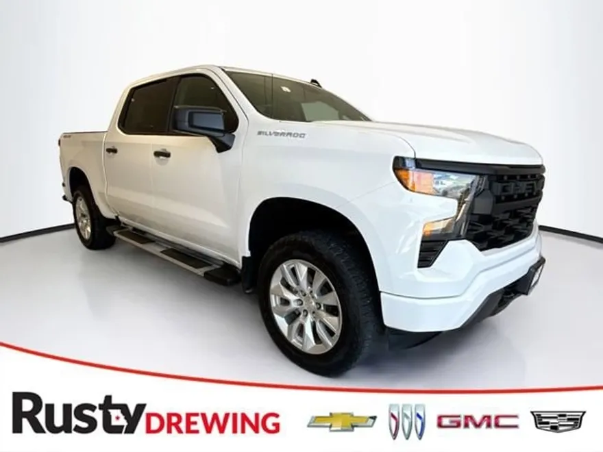 2024 Chevrolet Silverado 1500 Custom photo 1