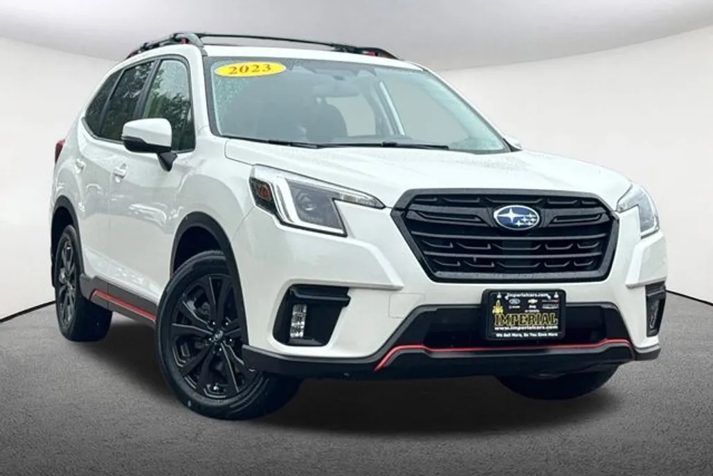 2023 Subaru Forester Sport photo 1