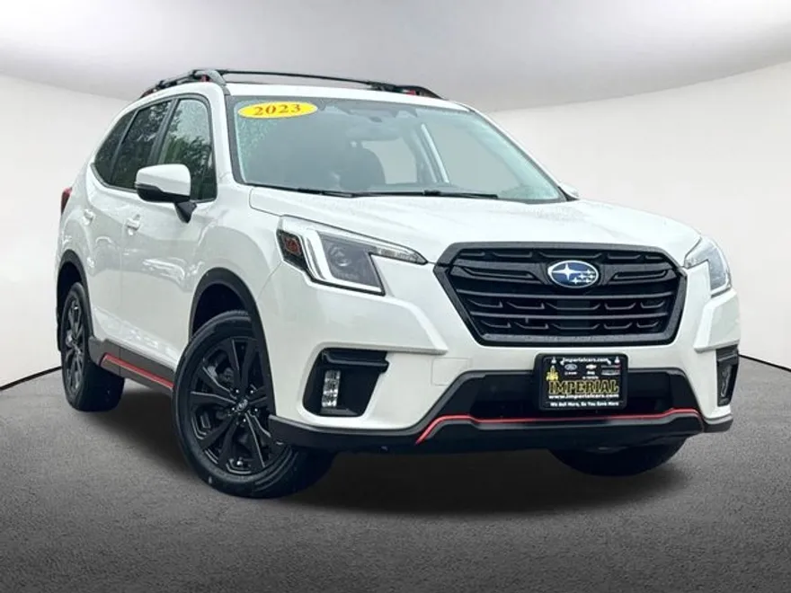 2023 Subaru Forester Sport photo 1