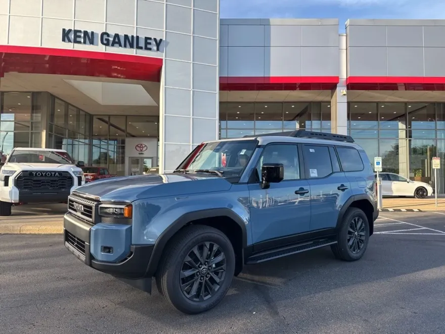 2025 Toyota Land Cruiser Base photo 1