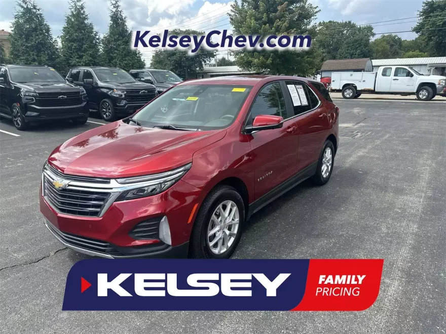 2024 Chevrolet Equinox LT photo 1