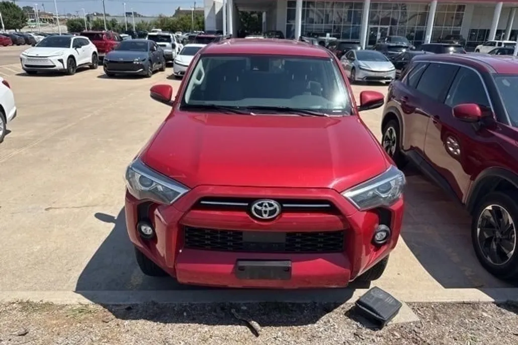 2024 Toyota 4Runner SR5 photo 1