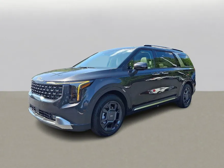2026 Kia Carnival SX photo 1