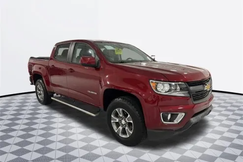 2018 Chevrolet Colorado Z71 photo 2