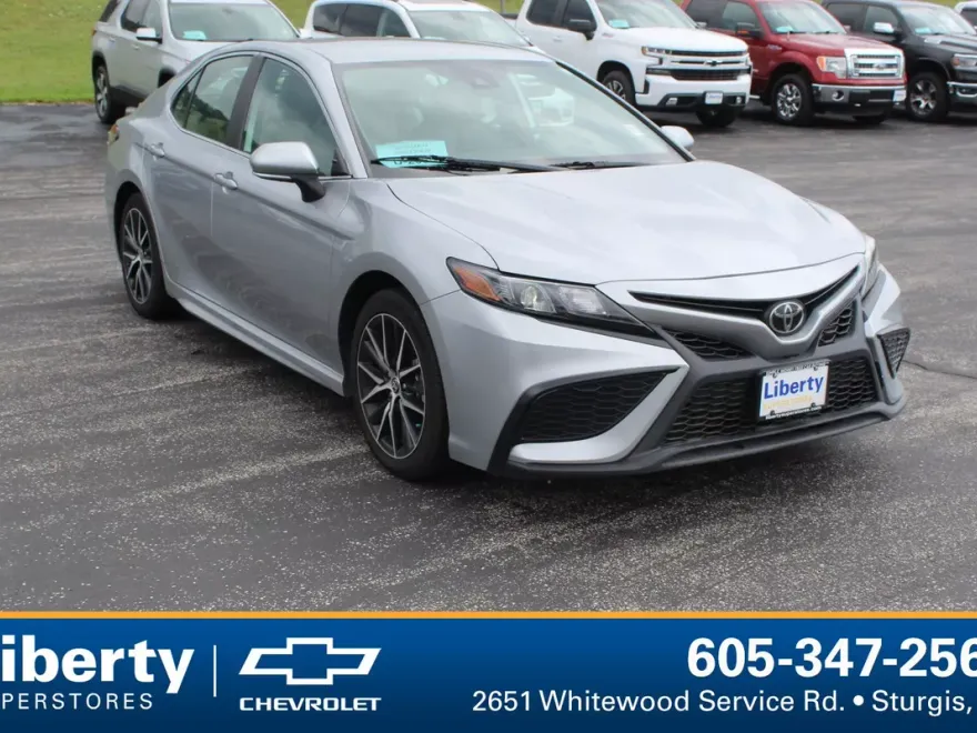 2023 Toyota Camry SE photo 1
