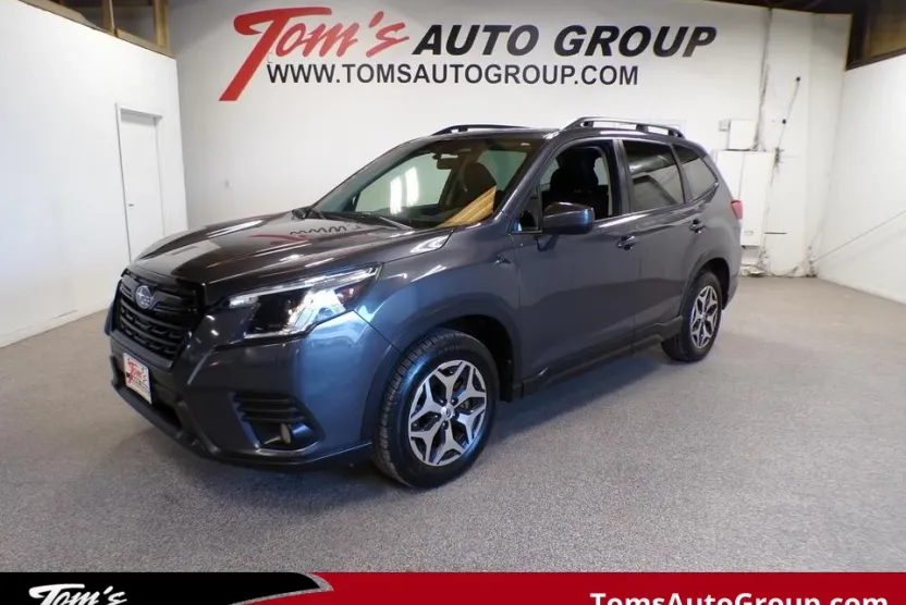 2022 Subaru Forester Premium photo 1