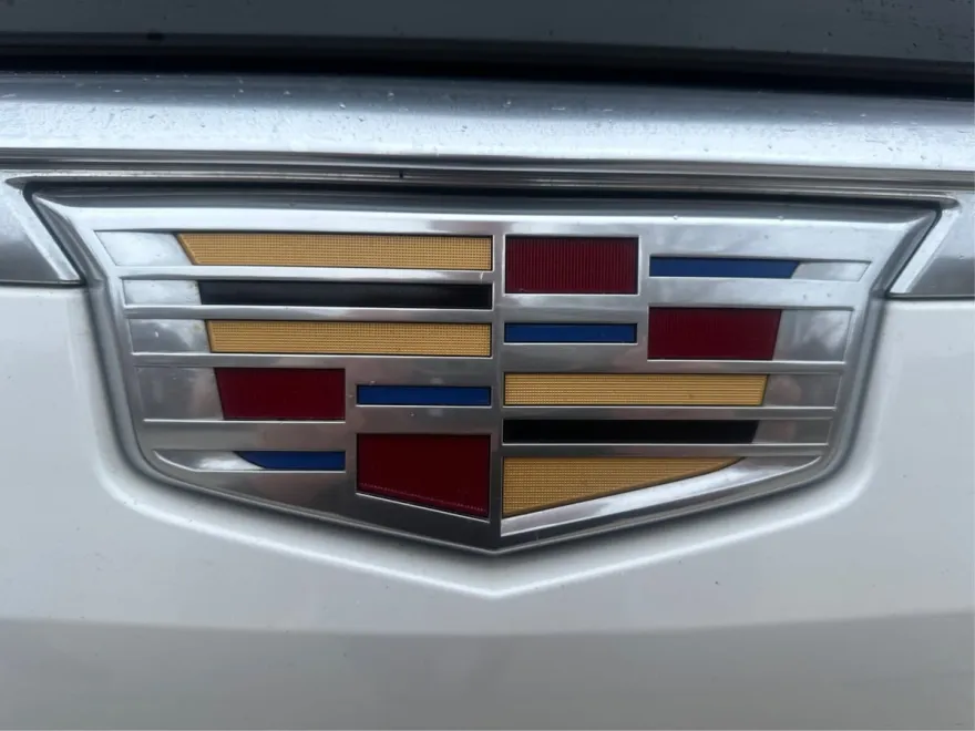 2021 Cadillac Escalade Premium Luxury photo 24