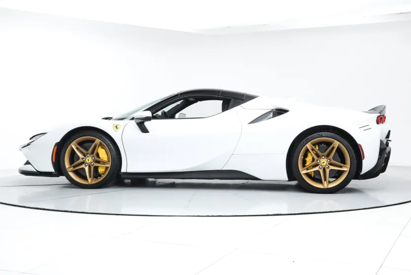 2024 Ferrari SF90 Spider Assetto Fiorano photo 1