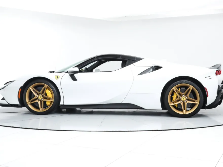 2024 Ferrari SF90 Spider Assetto Fiorano photo 1
