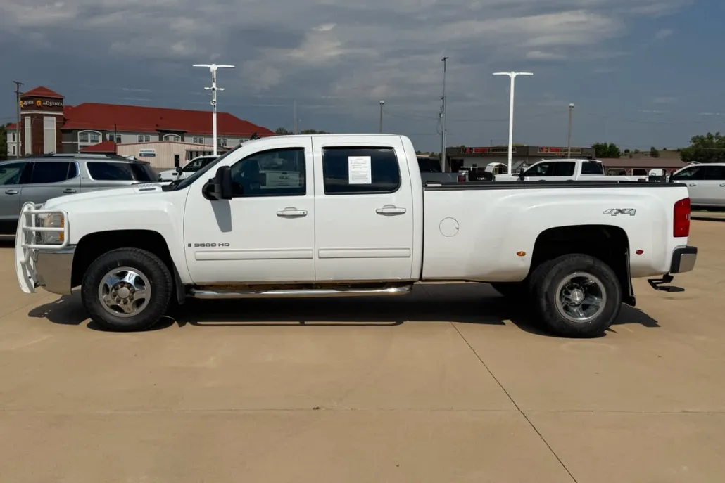 2009 Chevrolet Silverado 3500HD LTZ photo 1
