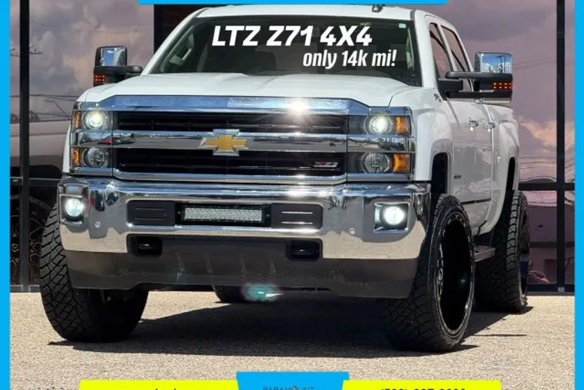 2017 Chevrolet Silverado 3500HD LTZ photo 1