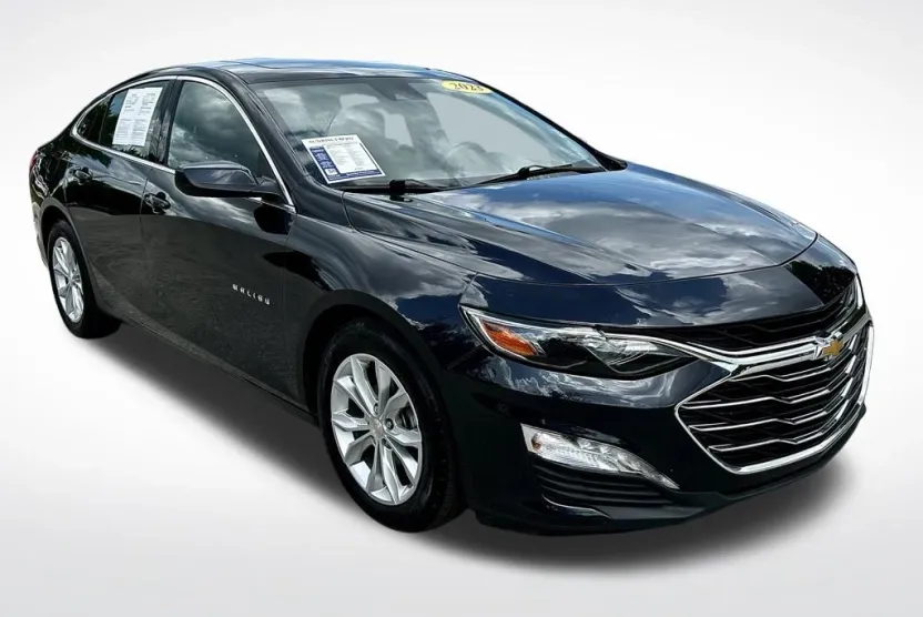 2023 Chevrolet Malibu 1LT photo 1