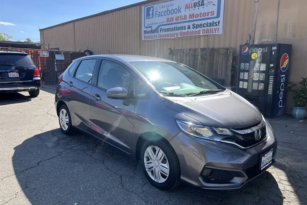 2019 Honda Fit LX photo 1