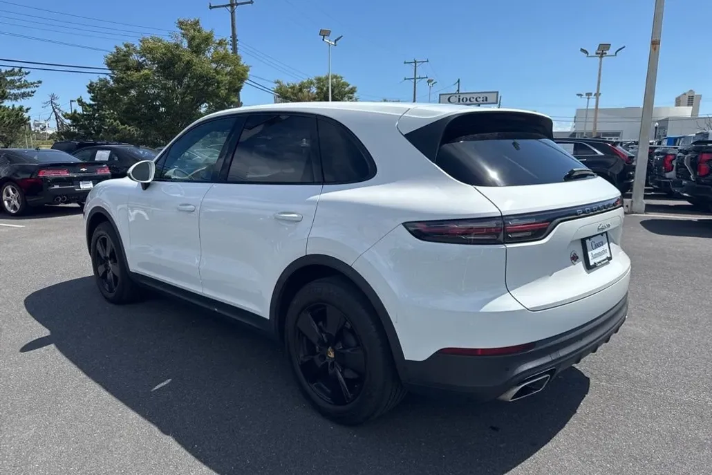 2019 Porsche Cayenne photo 1