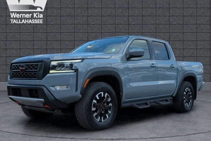2023 Nissan Frontier PRO-4X photo 1