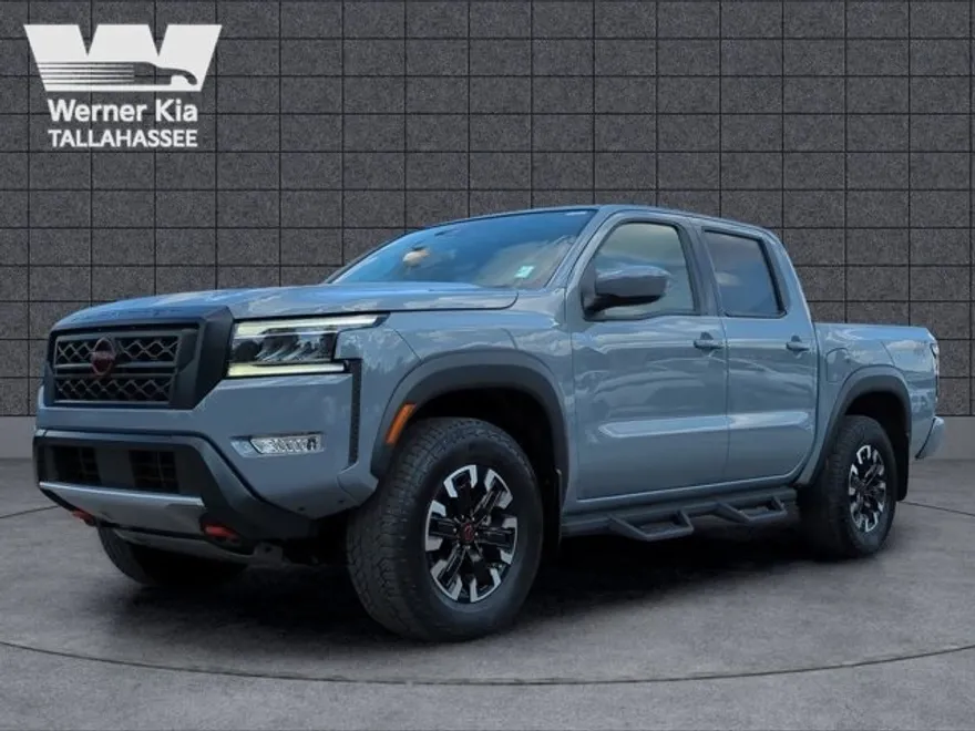2023 Nissan Frontier PRO-4X photo 1