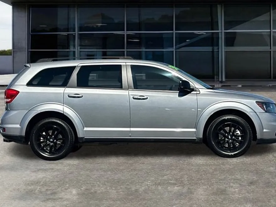 2019 Dodge Journey SE photo 1