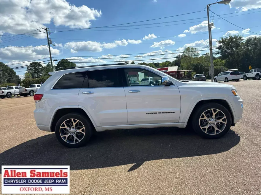 2021 Jeep Grand Cherokee Overland photo 1