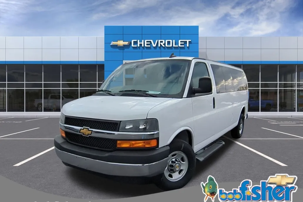 2024 Chevrolet Express Cargo 3500 photo 1