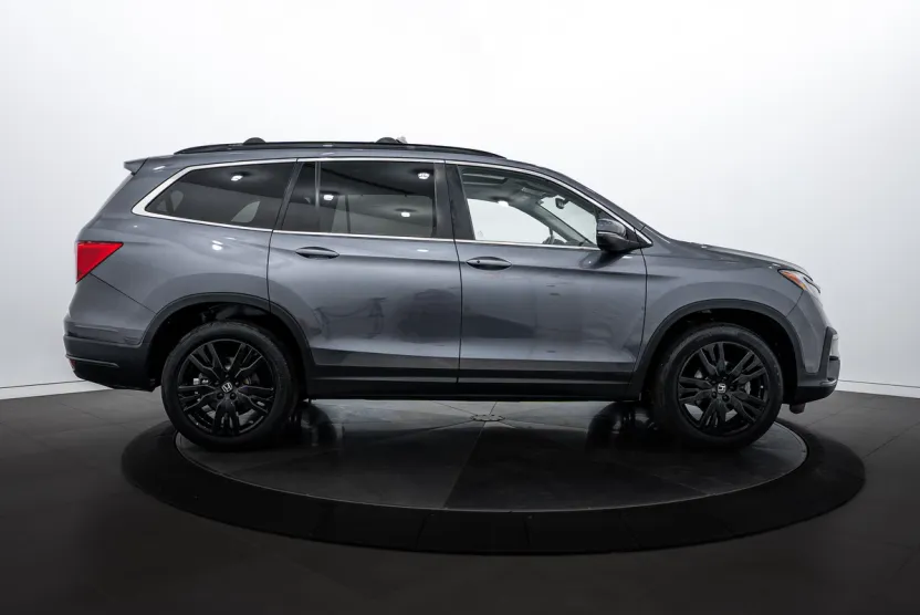 2021 Honda Pilot Special Edition photo 1
