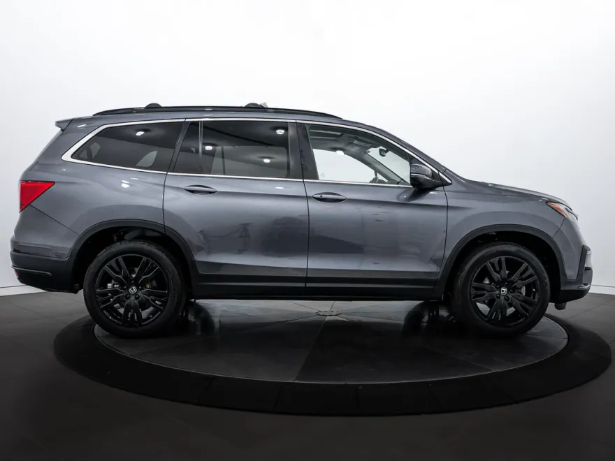 2021 Honda Pilot Special Edition photo 1