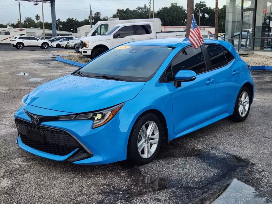 2019 Toyota Corolla SE photo 1