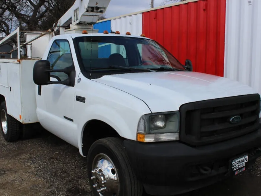 2002 Ford F-450 photo 1